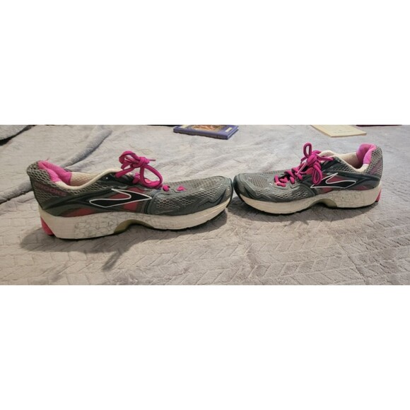 Brooks Womens Ravenna 5 1201491D672 Gray Running Shoes Sneakers Size 9 - Picture 4 of 10